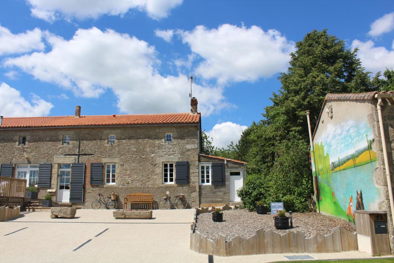 Chambres D'Hotes Logis Charrier Le Petit Bignon Les Epesses Bagian luar foto