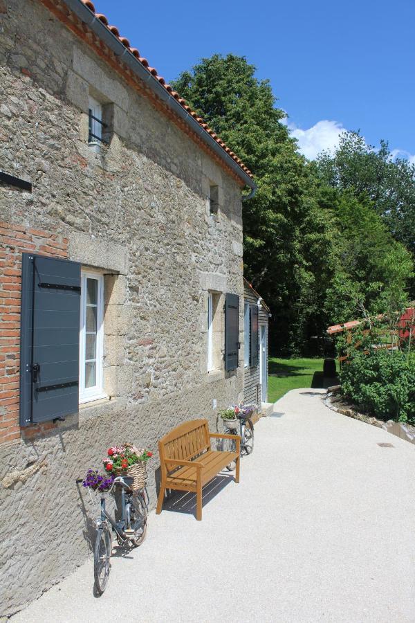 Chambres D'Hotes Logis Charrier Le Petit Bignon Les Epesses Bagian luar foto