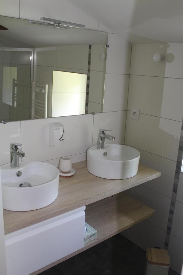 Chambres D'Hotes Logis Charrier Le Petit Bignon Les Epesses Bagian luar foto